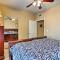 Bright Phoenix Condo - 3 Mi to State Farm Stadium! - Phoenix