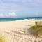 Beach Aqualina Apartments