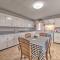 Quaint and Scenic Country Cottage, 3 Mi to New River - Independence