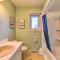 West of the Moon Ocean Apt with Beach Access! - Emerald Isle