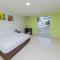 Hotel Avexi Suites By GEH Suites