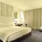 DAVINCI Hotel on Nelson Mandela Square