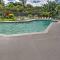 Pristine Lihue Condo with Balcony Walk to Beach! - ليهو