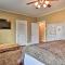 2 Mi to Oaklawn Casino Home with Peaceful Yard!