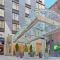 Holiday Inn Manhattan 6th Ave - Chelsea by IHG