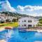 Apartamentos Son Bou Gardens By MENORCARENTALS