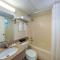 Super 8 by Wyndham Bradenton Sarasota Area