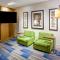 Holiday Inn Express and Suites Des Moines Downtown, an IHG Hotel - Des Moines