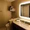 Holiday Inn Express & Suites Plymouth - Ann Arbor Area by IHG