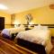 Yabar Hotel Plaza