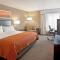 Holiday Inn Express Hotel & Suites Minneapolis - Minnetonka, an IHG Hotel - Minnetonka