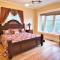 Regal Victorian Home in Downtown Calistoga