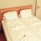 Easy-Living Buholz Hoch 12