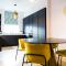 Luxury Travel Emporium HG1 - 2 Luxury apartments with Parking Space - in town centre