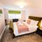 Maison Parfaite HG1 - 2 Luxury apartments with Parking Space - Near town centre - Harrogate