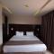 Noble House Hotel