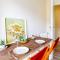 Home La Quiete. Two Bedrooms, 250m from the Beach
