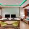 Holiday Inn Bangor by IHG