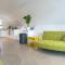 HEXAGON Apartment BY NAMASTE ELITE - توريمولينوس