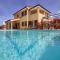 Complex of 2 villas Banjole Aurora with 2 private pools for up to 20 persons only 200m from the beach - WiiBuk - Banjole