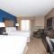 Holiday Inn Chicago - Elk Grove, an IHG Hotel - Elk Grove Village