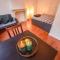 Foto: Modern Apartment in Den Haag with Forest Nearby 11/18