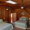 Riverfront Treetop Bungalow - Homosassa