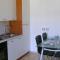 Caulonia, 2 bed 1st Floor Apartment Close To Beach