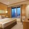 Carlton Downtown Hotel