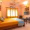 Monarch Suites