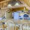 Rustic Guemes Beach Cabin - Anacortes