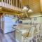 Rustic Guemes Beach Cabin - Anacortes