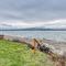 Rustic Guemes Beach Cabin - Anacortes