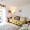 1 Jubilee Cottage