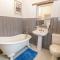 1 Jubilee Cottage