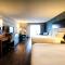 Holiday Inn Niagara Falls-By the Falls by IHG