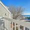 Cape Cod Casa with Ocean View and Pvt Beach Access - 马什皮