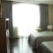 The Grand Dame Hotel - 伊洛伊洛