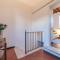 Three bedrooms in world-famous Via Giulia - FromHometoRome