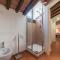 Three bedrooms in world-famous Via Giulia - FromHometoRome