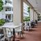 J8 Hotel