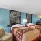 Super 8 by Wyndham Bradenton Sarasota Area