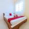 RedDoorz Premium @ Casa Ghilda Resort Olongapo City