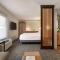 Hyatt Place Tucson Central