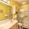 3 Mi to Ocean Myrtle Beach Condo with Pool Access! - Myrtle Beach