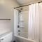 Unit 3 Mi to Branson Strip! Pool, Step-Free Access