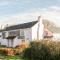 2 Rose Cottages