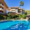 Lovely seaview apartment in El Higueron by Costarentals - Ref 106
