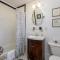 Oakland Cottage Bed and Breakfast