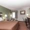 Howard Johnson by Wyndham Newark Airport